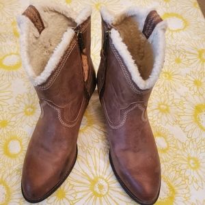 Ariat boots with fur